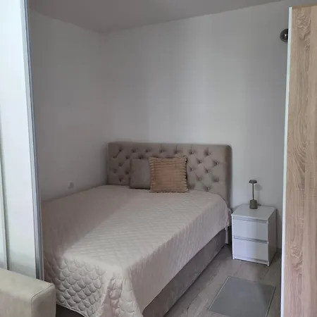 Urban Taftalidze Apartment